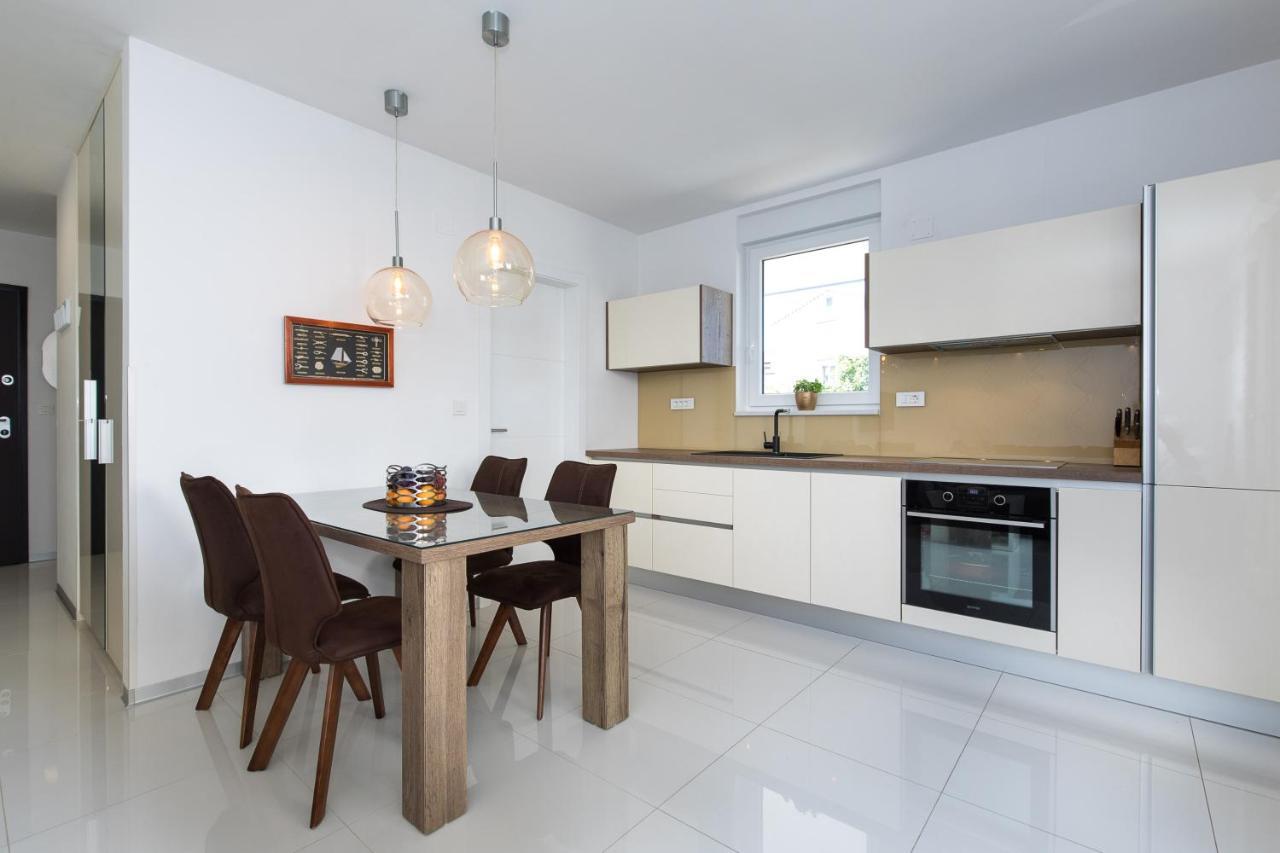 Orfeo Apartment Krk Town Exterior photo