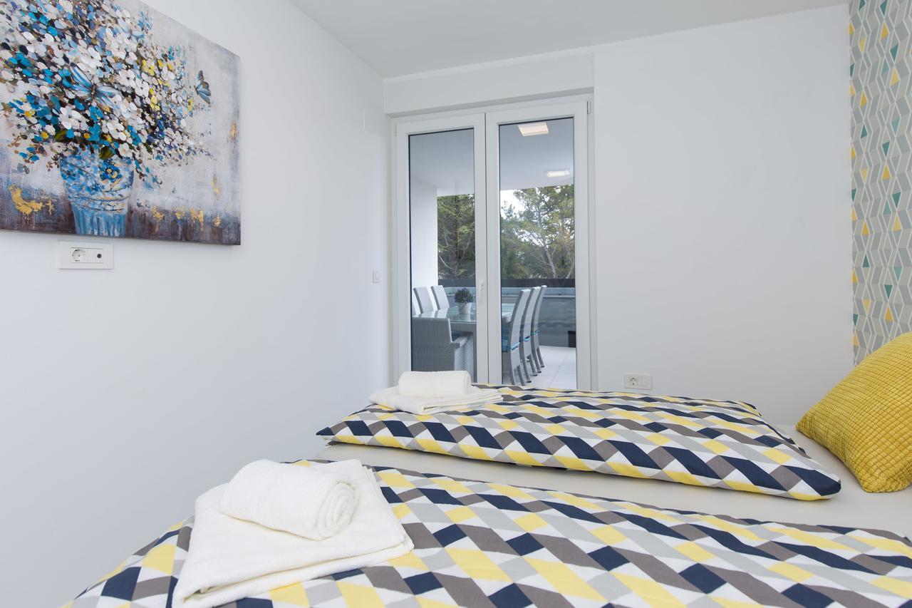 Orfeo Apartment Krk Town Exterior photo